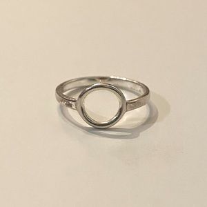Sterling silver circle ring